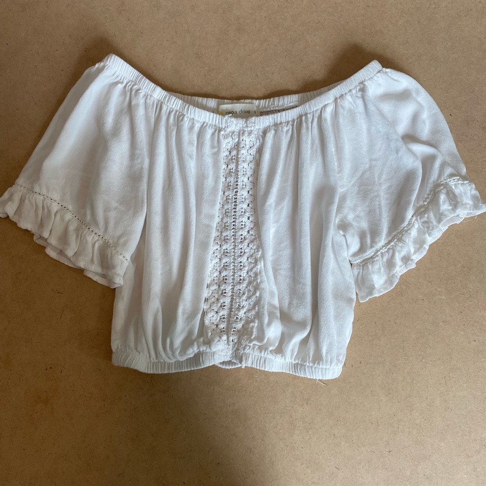 white cropped off the shoulder top